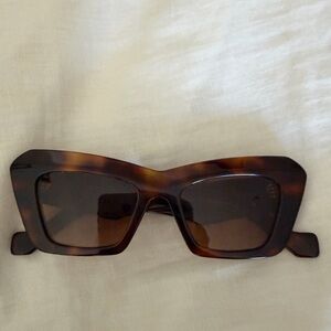 Loewe tortoiseshell cateye sunglasses